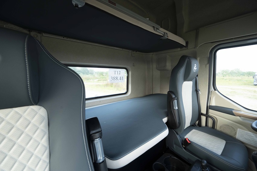 XE ĐẦU KÉO CHENGLONG FLEXX 310HP H5 4x2